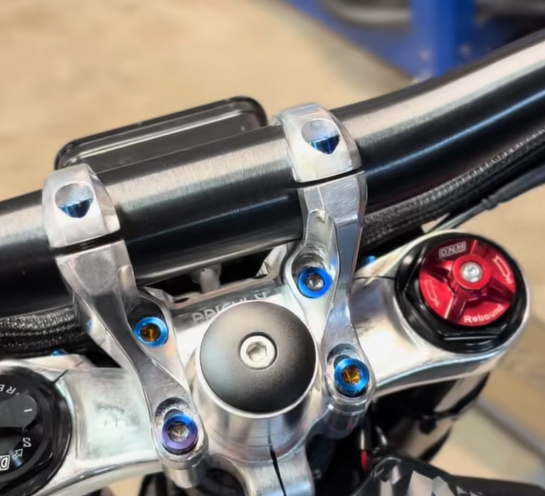 Titanium Direct Mount Bolts (8 count)